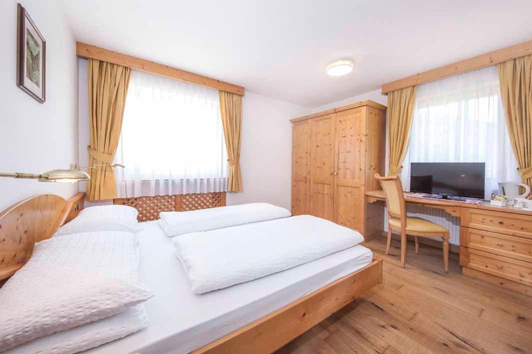 Hotel Garni Morene Selva di Val Gardena Kültér fotó